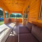 Pod Olchowym Dachem Lubie Feriehus *