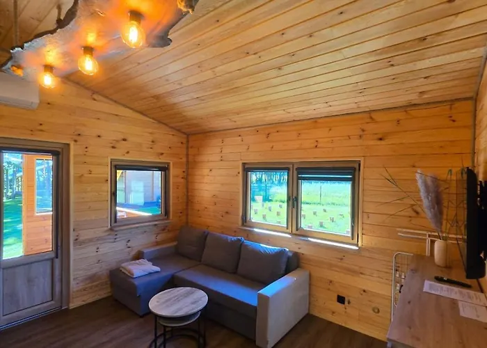 Feriehus Pod Olchowym Dachem Lubie